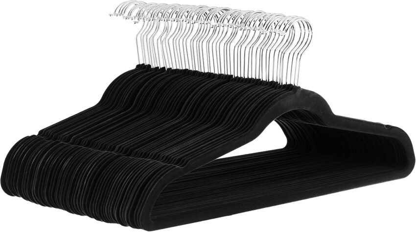 Amazon Basics Velvet Clothes Hangers